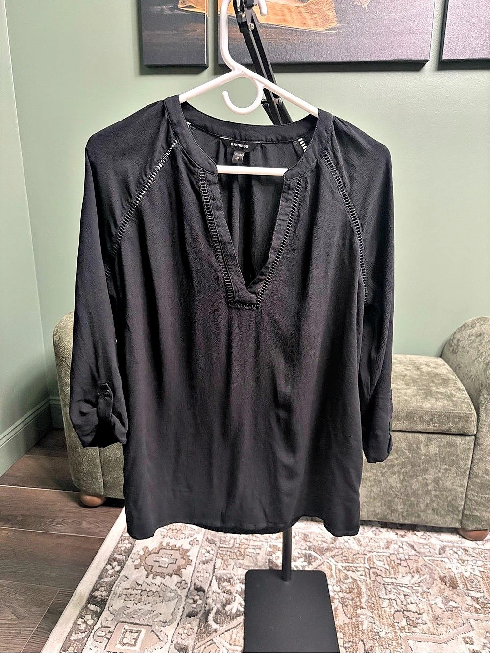 Express Long Sleeve Blouse in Black Size Medium Like New